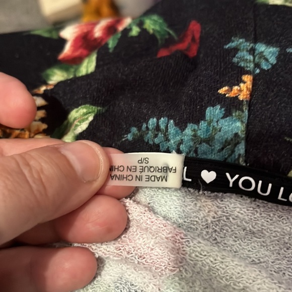 Alice and Olivia Cropped Floral Hoodie - Picture 7 of 9